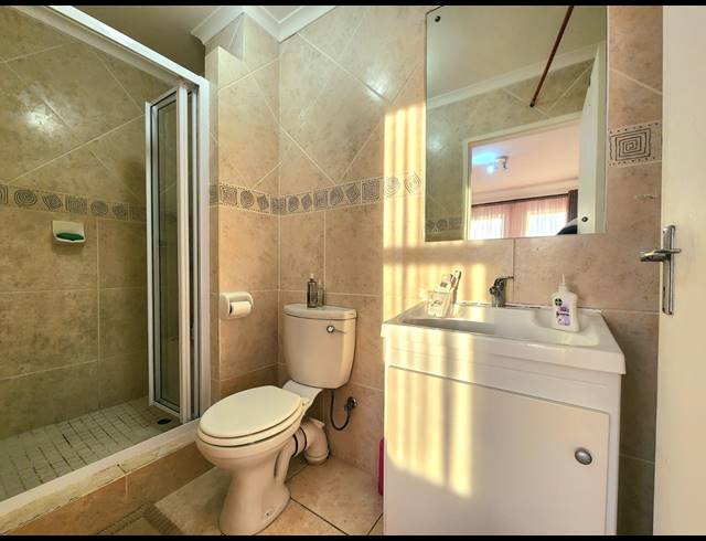 2 BEDROOM APARTMENT TO LET IN CENTURY CITY